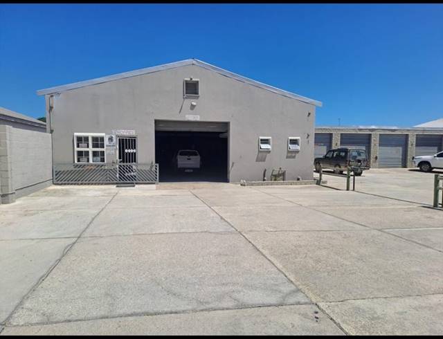 INDUSTRIAL FOR SALE IN GANSBAAI CENTRAL